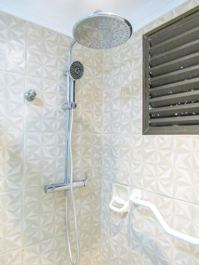 Apartamento A 70 Metros Da Praia De Pitangueiras Sp Guaruja Luaran gambar